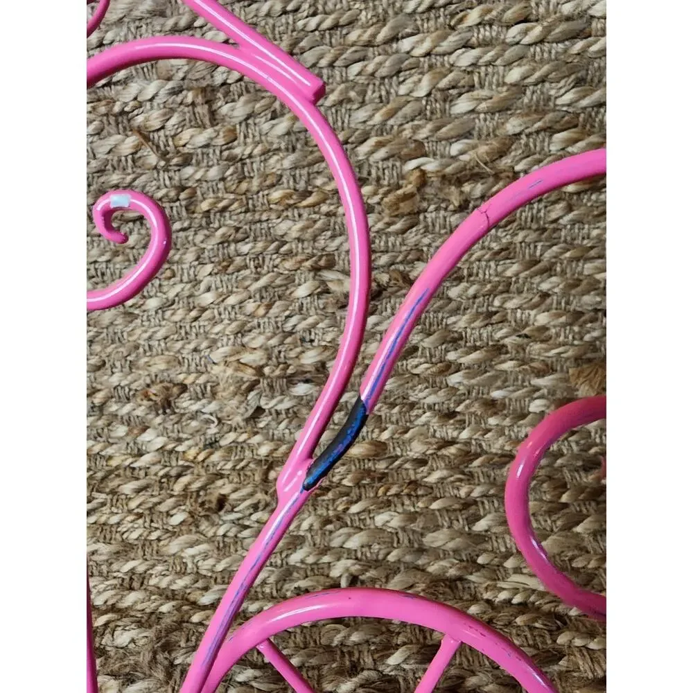 PINK PRINCESS CINDERELLA’S CARRIAGE WIRE WALL SHELF WITH HOOKS 22” HOME DECOR
